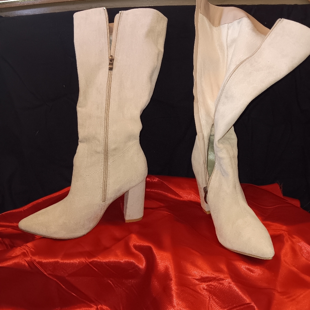Shoes - Picture 6 of 13